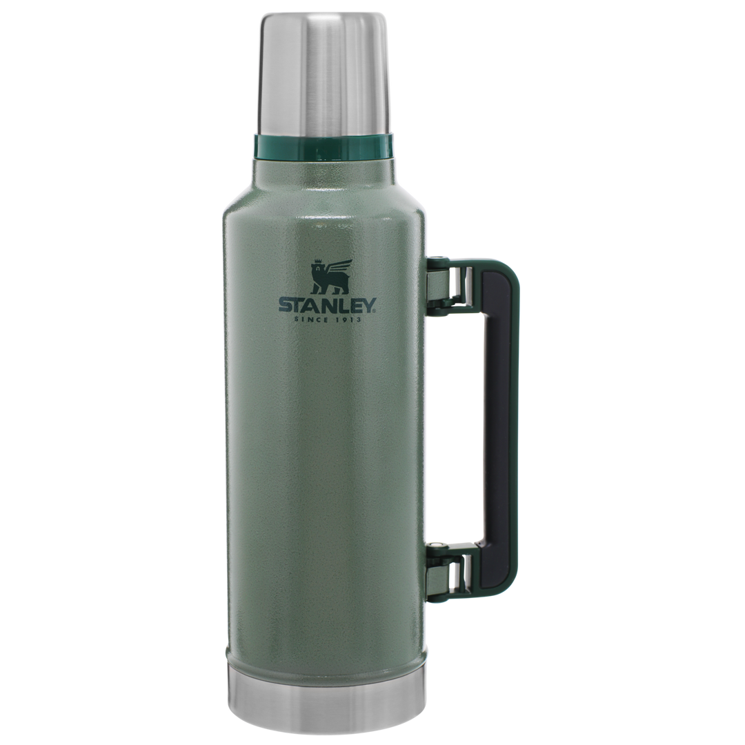 STANLEY Classic Thermos 2.5 qt Nightfall and Silver Solid Print