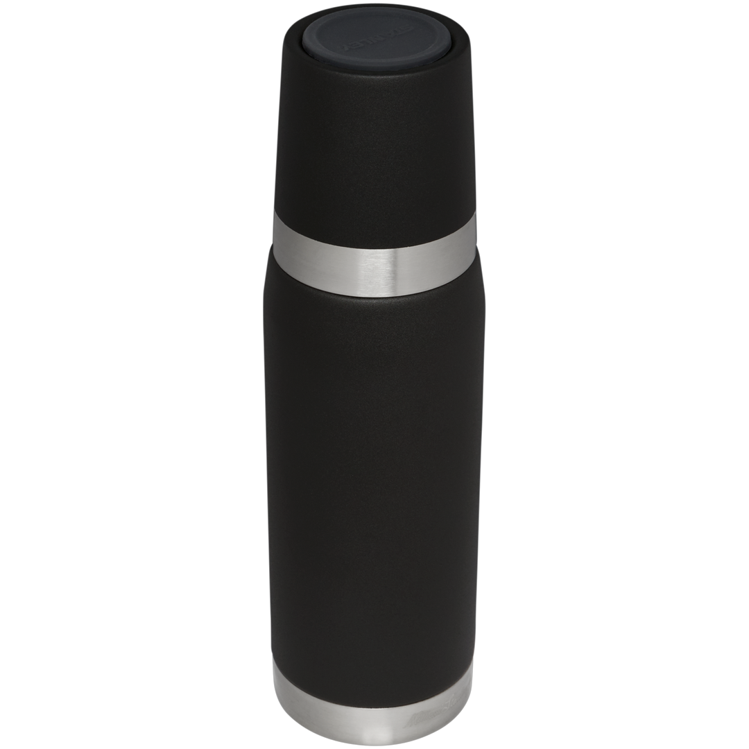 https://www.stanley1913.com/cdn/shop/files/B2B_Web_PNG-The-Forge-Thermal-Bottle-25OZ-Foundry-Black-Hero-Back_3375d9d2-a77a-488e-8c06-56d4f7673be6.png?v=1704409739&width=1080