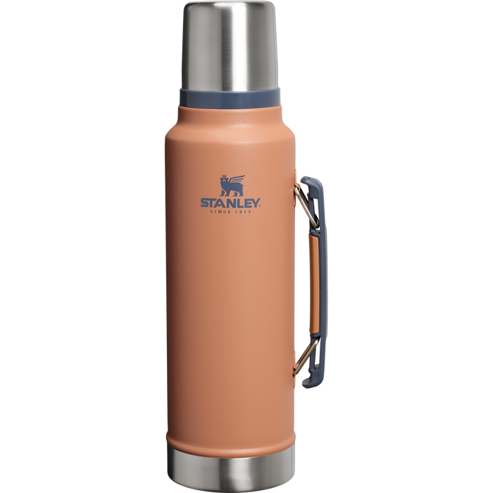 Stanley Legendary Classic Vacuum Bottle 1.5 QT In Toast Tan